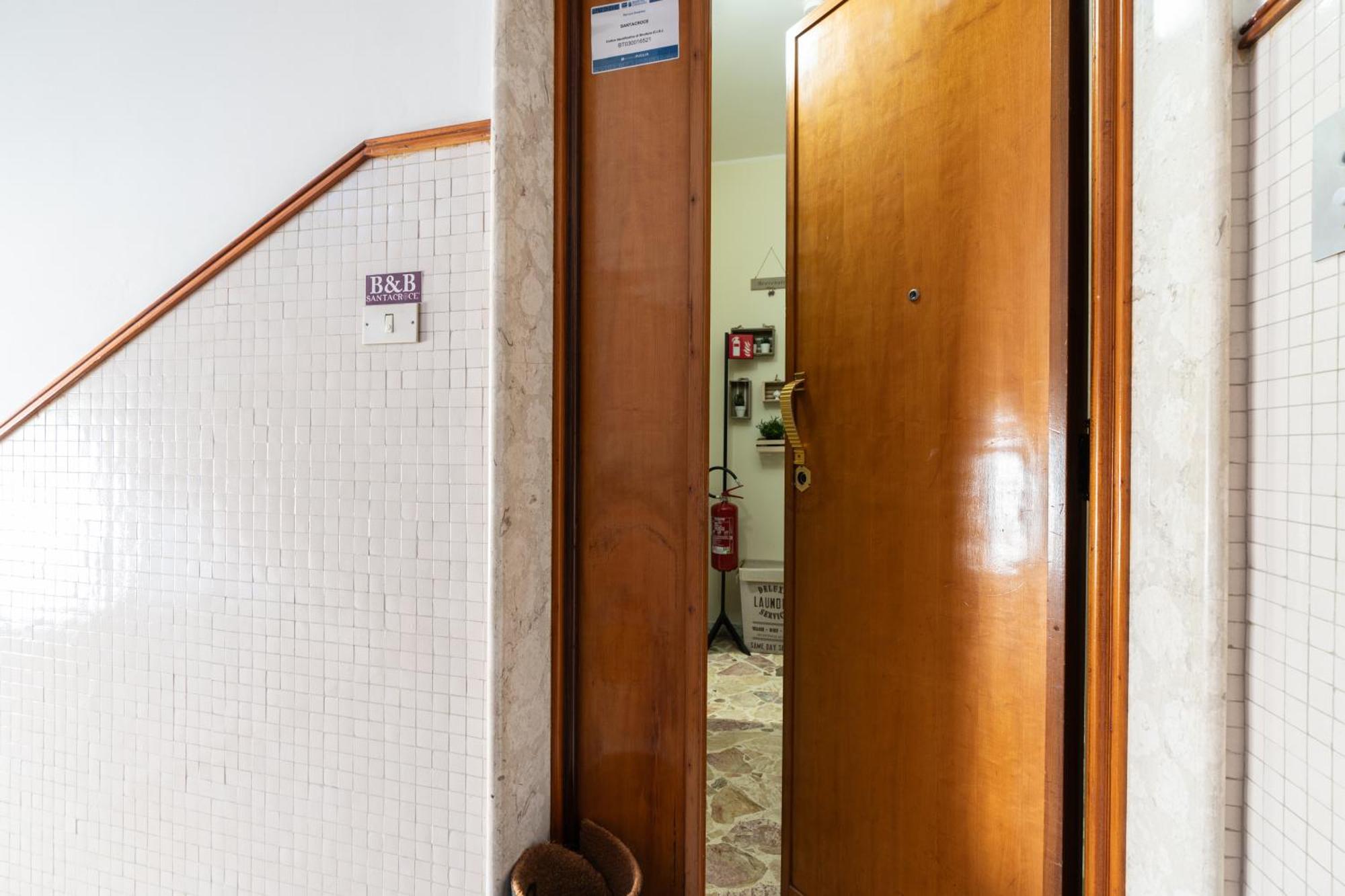Santa Croce Rooms Barletta Exterior photo