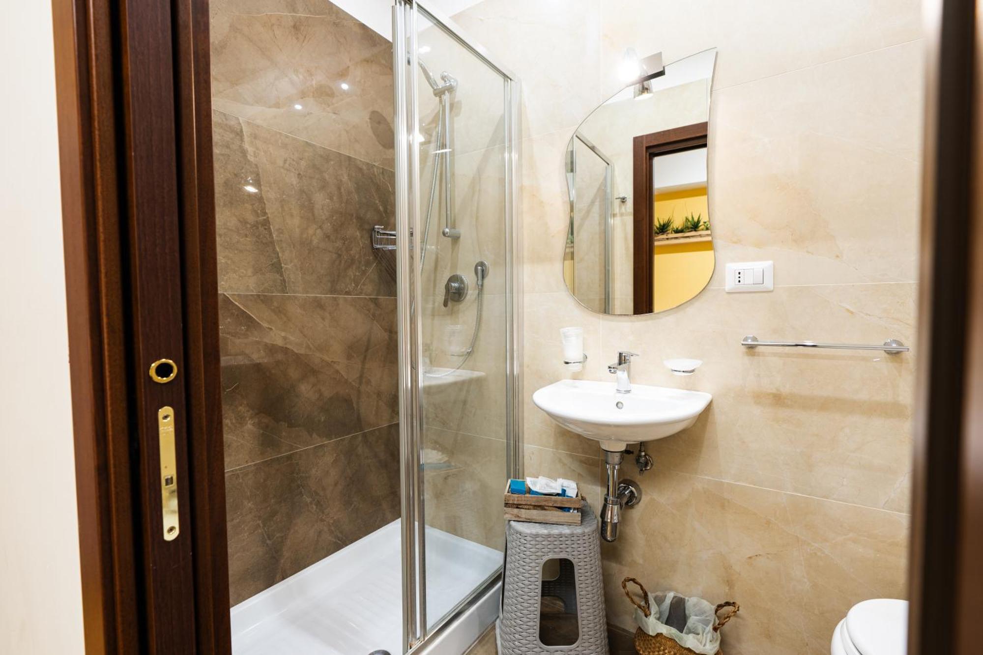 Santa Croce Rooms Barletta Exterior photo