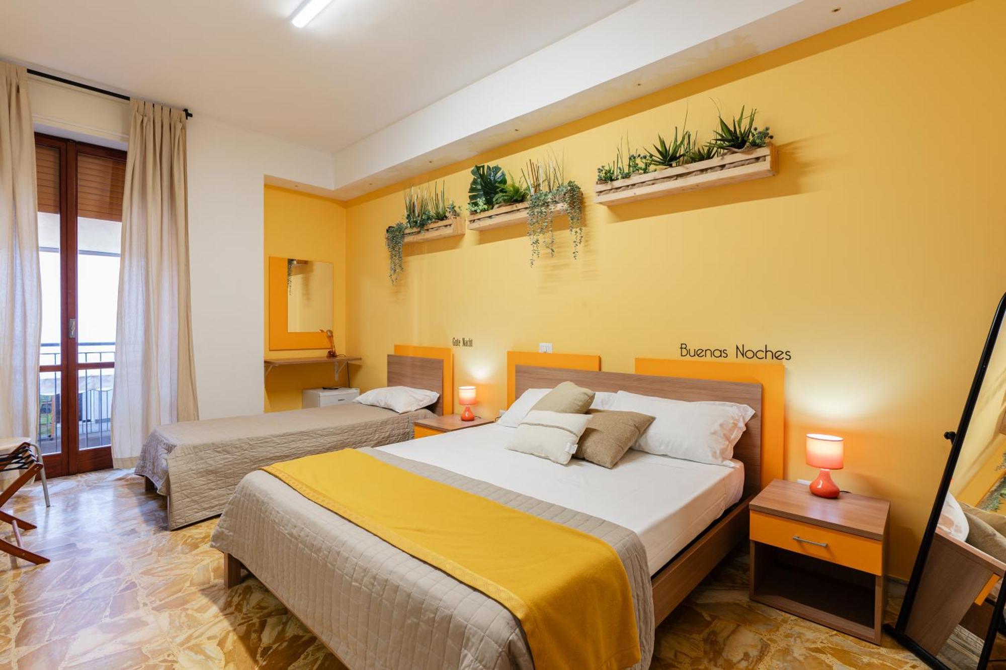 Santa Croce Rooms Barletta Exterior photo